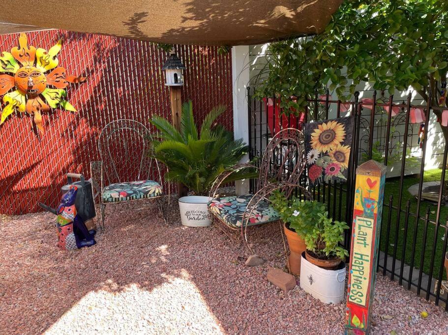 Encanto Cactus Flower Casita 凤凰城 外观 照片